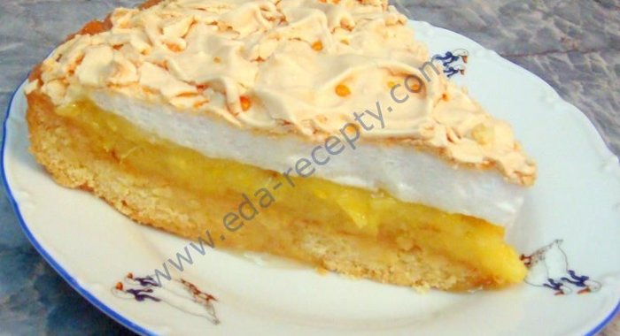 Ананасовый пирог с безе