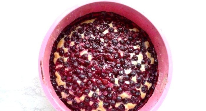 Летний ягодный пирог