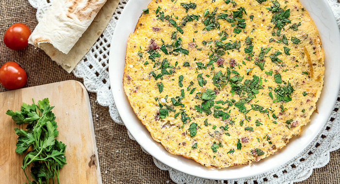 Омлет с бастурмой