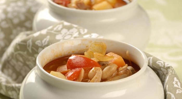 Суп бобгуляш