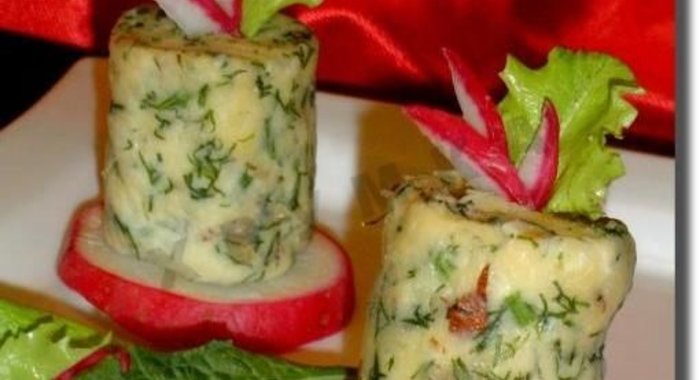 Канапе сыр с грецким орехом Башенки