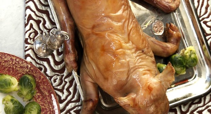 Семипрестольный молочный поросенок