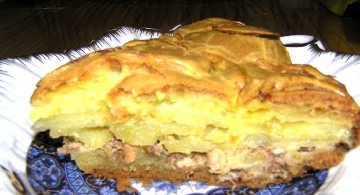 Пирог рыбный с сайрой