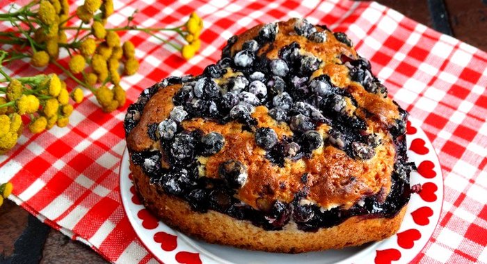 Пирог с голубикой