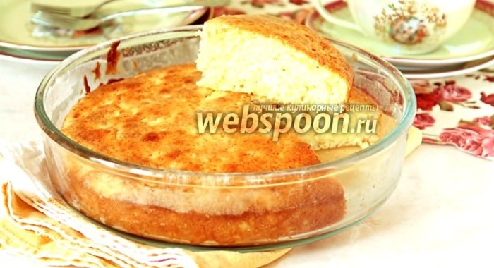 Сметанный пирог с тёртыми яблоками