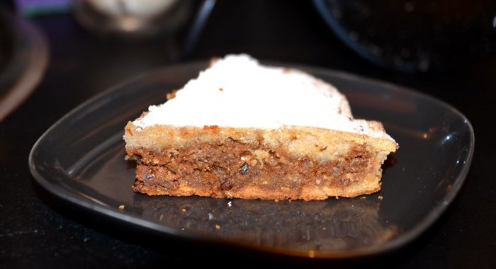 Ореховый пирог с карамелью