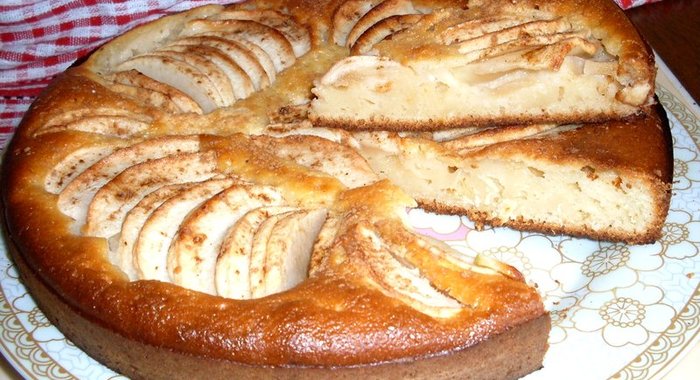 Творожный пирог с яблоками