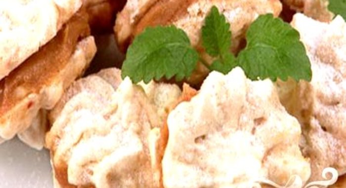 Печенье миндальное с кремом