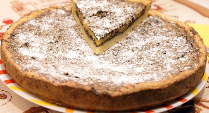 Пирог с консервированными абрикосами в духовке