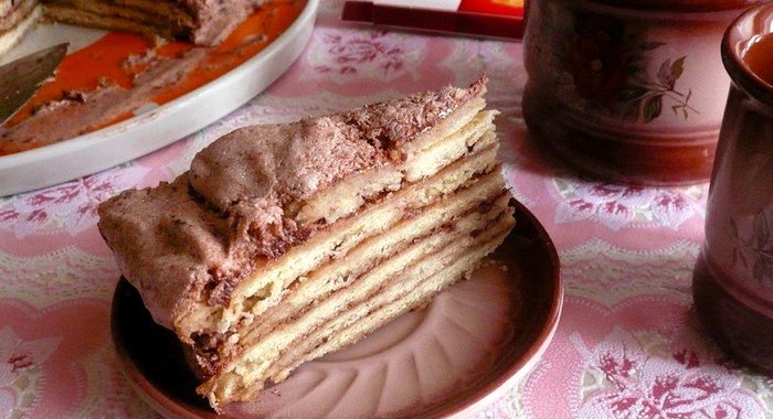 Пирог с белковым кремом