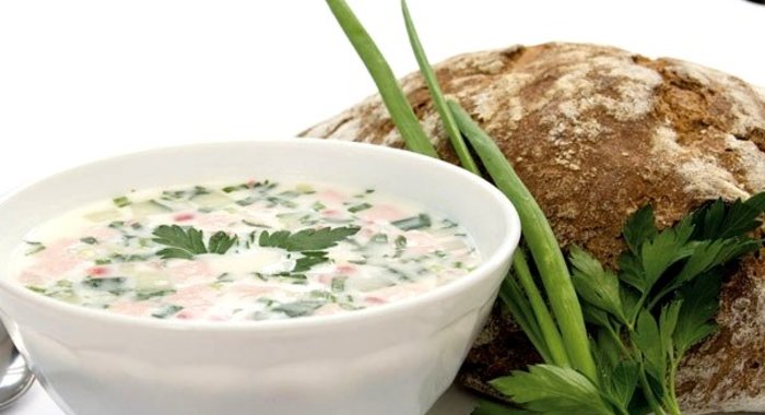 Окрошка классическая с колбасой на воде