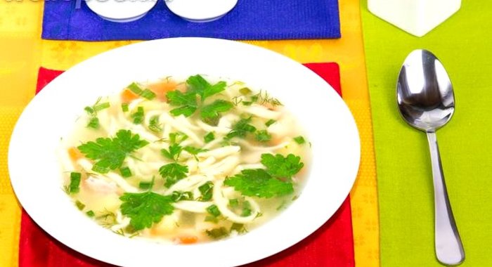 Суп с домашней лапшой