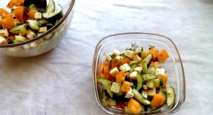 Овощной салат с адыгейским сыром