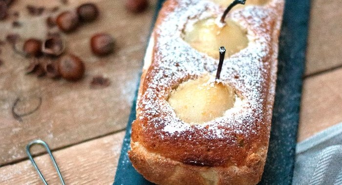 Грушевый пирог с кремом из фундука