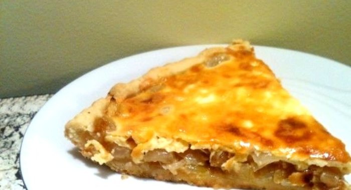 Быстрый луковый пирог