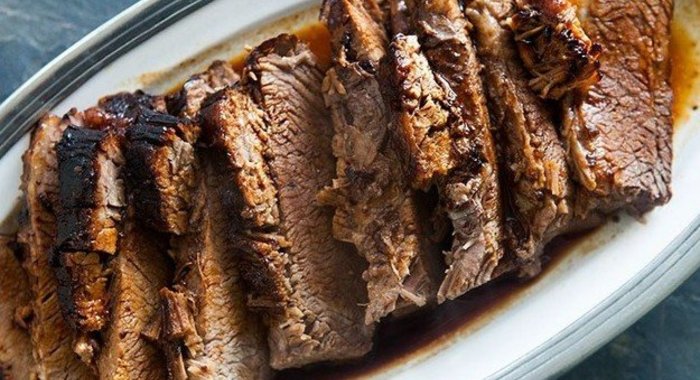 Запеченная говяжья грудинка