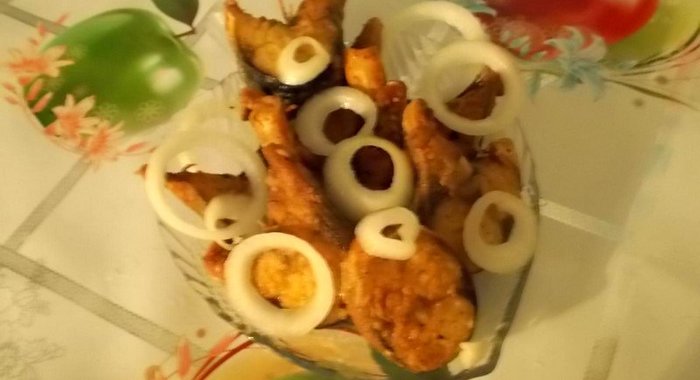 Жаренная скумбрия с корицей