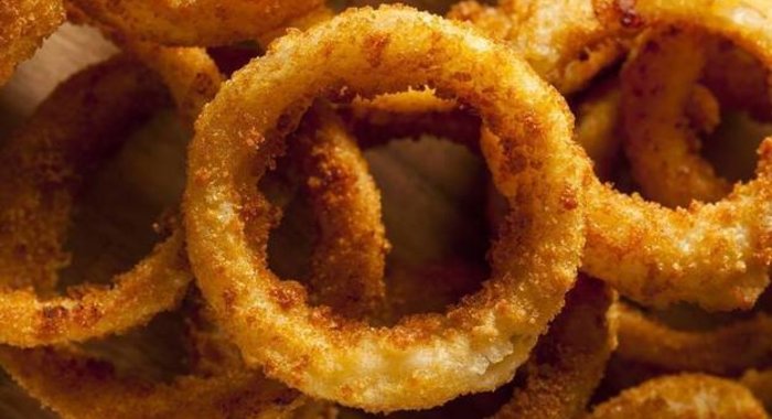 Луковые кольца в панировке