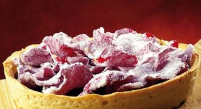 Розовый пирог