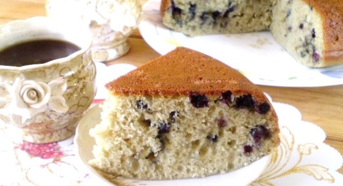 Пирог на кефире в мультиварке