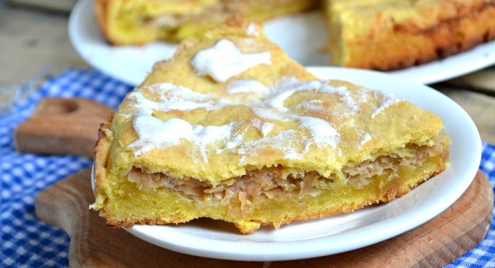 Яблочный пирог из песочного теста