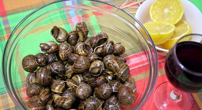 Улитки, жареные с розмарином