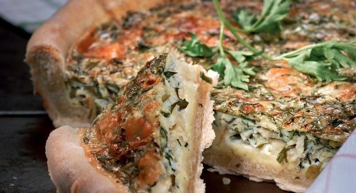 Пирог с сыром и петрушкой