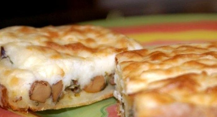 Пирог с грибами и картошкой