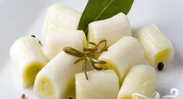 Лук-порей по-гречески