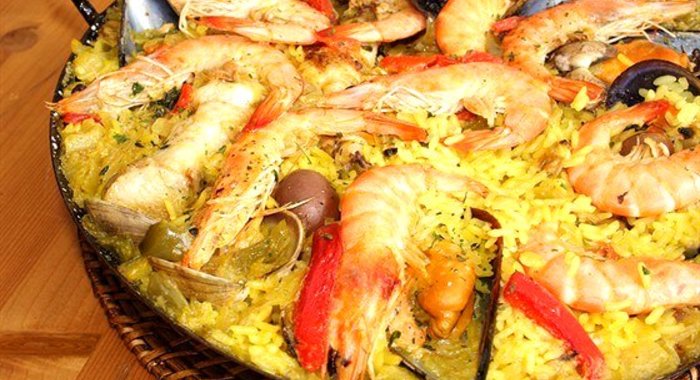 Паэлья с зелеными бобами