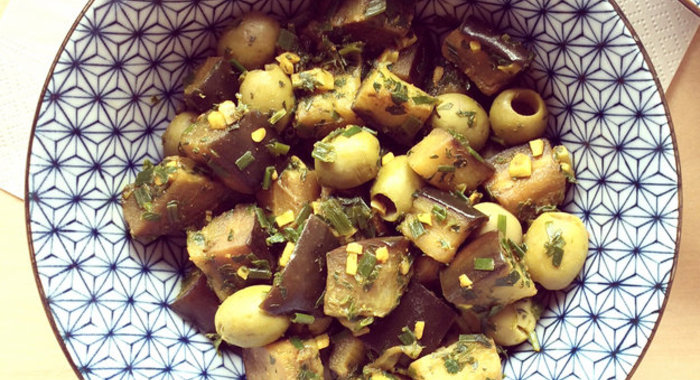 Салат из баклажанов с оливками