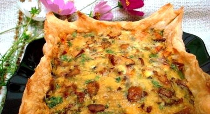 Слоёный пирог с грибами