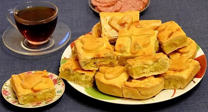 Пирог с картошкой на кефире