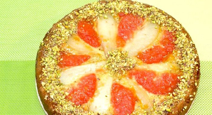 Пирог с грушей и грейпфрутом