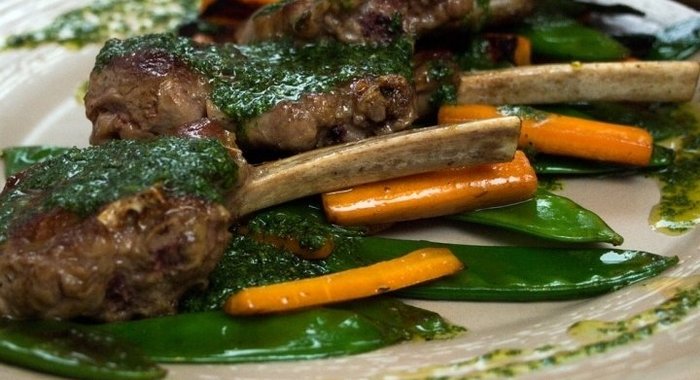 Баранина с мятным соусом