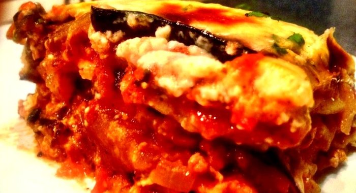 Мусака из баклажанов и помидоров