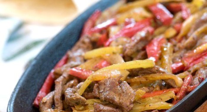 Ароматная жареная говядина с кумином и чили