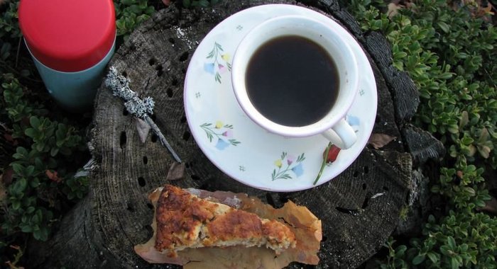 Миндальный кекс с айвой