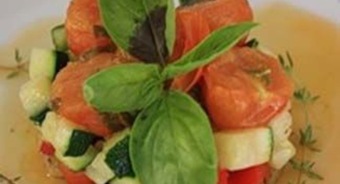 Летний рататуй с апельсиновым соусом