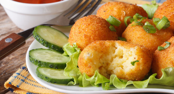 Картофельные шарики с сыром