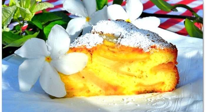 Шарлотка с яблоками без разрыхлителя