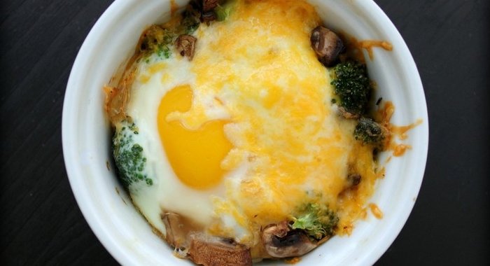 Пять простых рецептов из яиц на завтрак, обед и ужин