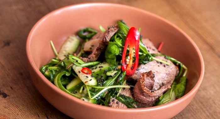 Салат пикантный с говядиной