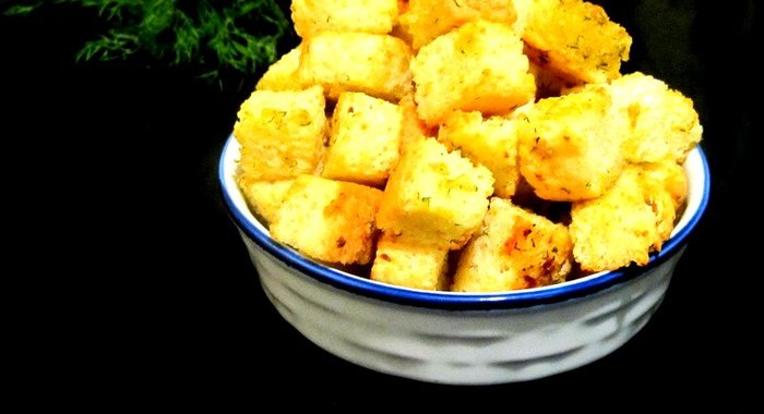 Луковые сухарики