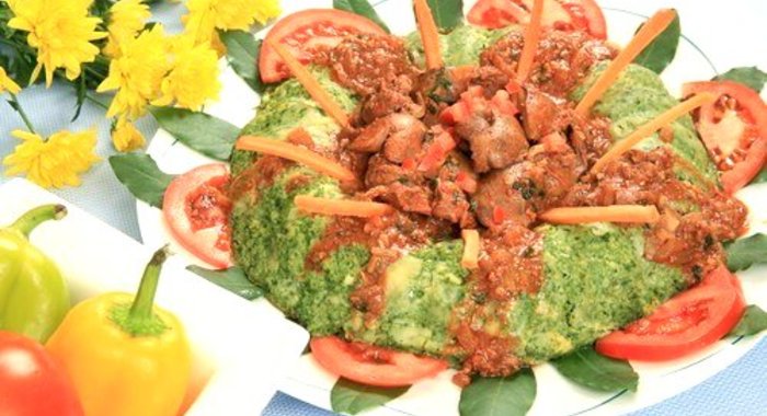 Куриная печень в томатном соусе по‑гречески