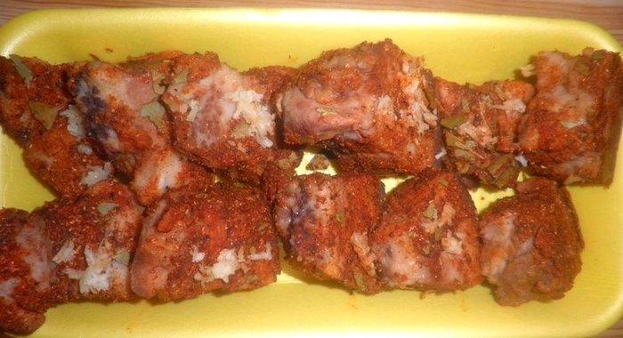 Сало в луковой шелухе