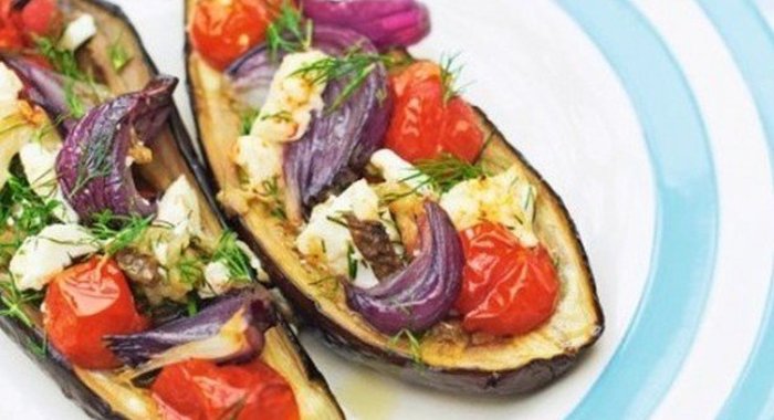 Фаршированные баклажаны с укропом и сыром фета