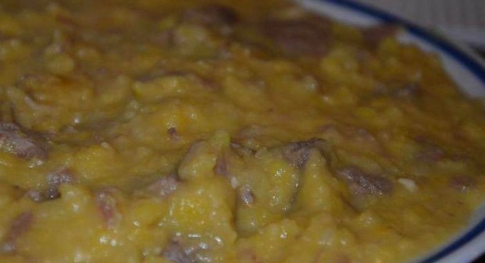 Гороховая каша с фаршем