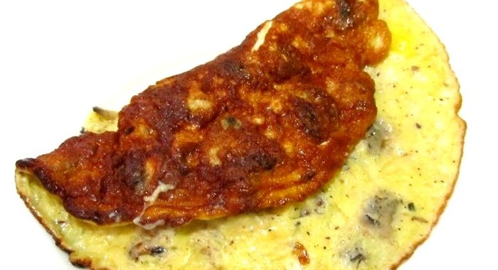 Омлет с грибами и сыром