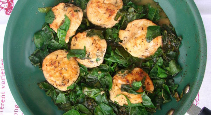 Медальоны из курицы со шпинатом